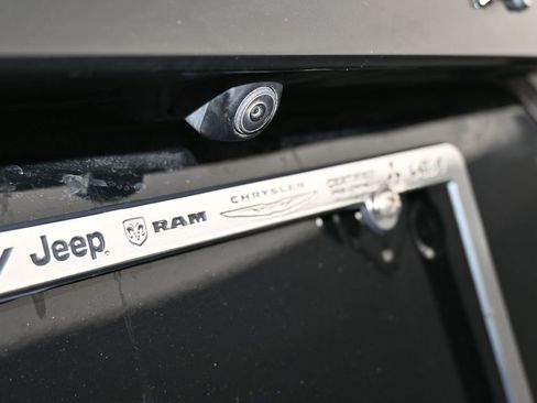 Used 2025 Toyota Camry LE image 36