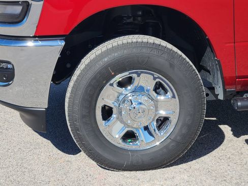Used 2026 RAM 2500 Tradesman AWD/4WD image 8
