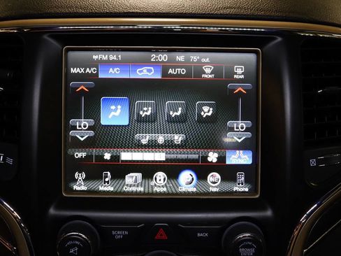Used 2017 Jeep Grand Cherokee Limited w/ Luxury Group II AWD/4WD image 18