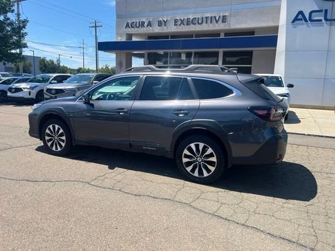 Used 2024 Subaru Outback Limited XT AWD/4WD image 6