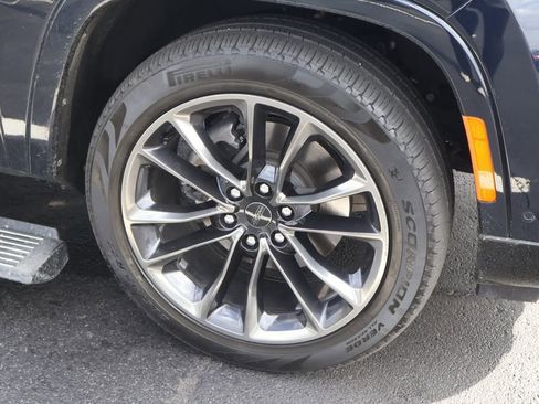 Used 2025 Jeep Grand Wagoneer Series III w/ Quick Order Packagew 28T image 7