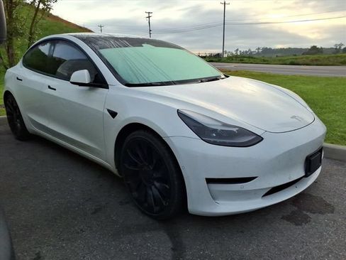 Used 2022 Tesla Model 3 Performance AWD/4WD image 10