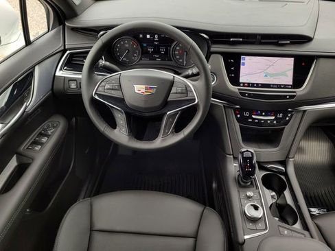 New 2026 Cadillac XT5 Premium Luxury w/ Driver Assist Package AWD/4WD image 11