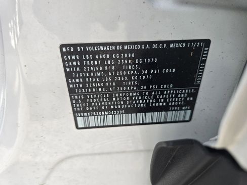 Used 2022 Volkswagen Taos SE image 20