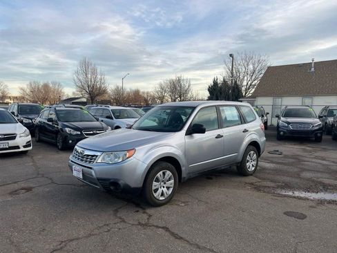 Used 2013 Subaru Forester 2.5X image 2