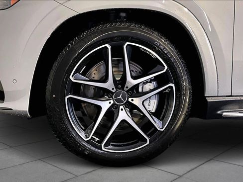 New 2026 Mercedes-Benz GLE 53 AMG 4MATIC Coupe image 17