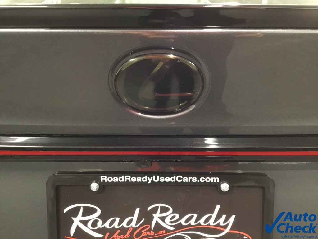 Used 2023 Lexus IS 500 RWD image 13
