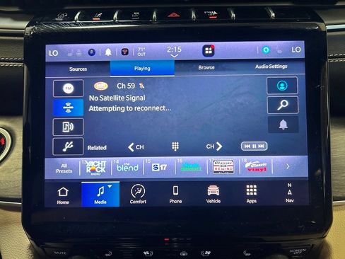 Used 2024 Jeep Grand Cherokee L Limited w/ Luxury Tech Group II AWD/4WD image 17