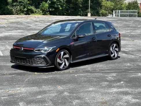 Used 2022 Volkswagen GTI SE FWD image 40
