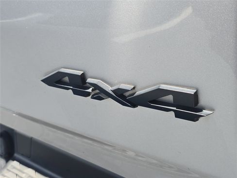 Used 2021 RAM 1500 Big Horn w/ Built-to-serve Edition AWD/4WD image 6
