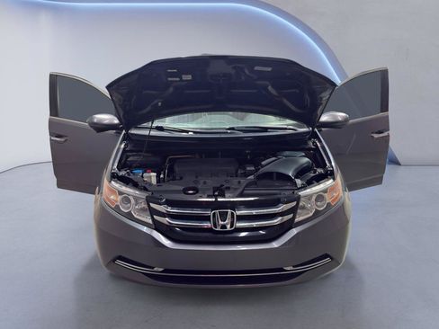 Used 2017 Honda Odyssey SE image 10