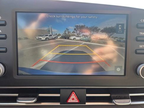 Used 2023 Hyundai Elantra SEL w/ Preferred Accessory Package image 23