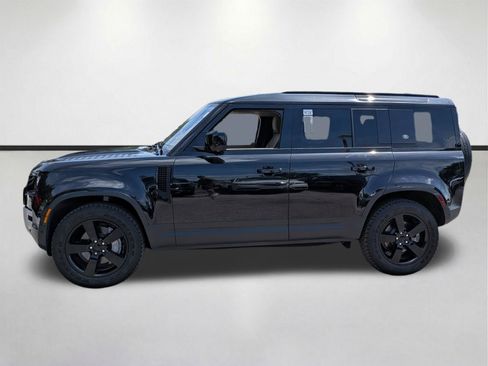 Used 2022 Land Rover Defender 110 SE AWD/4WD image 7
