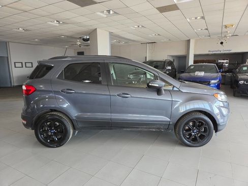 Used 2018 Ford EcoSport SE image 8