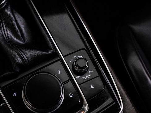 Used 2021 MAZDA CX-30 FWD 2.5 S w/ Premium Package image 25