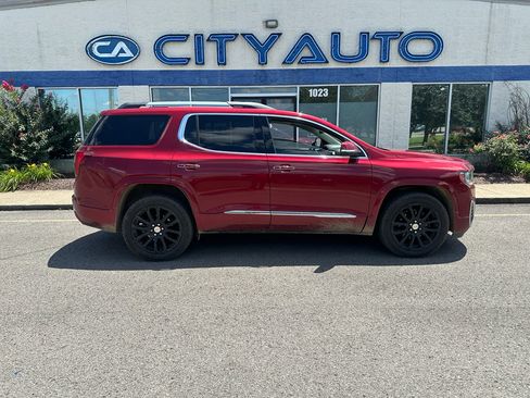 Used 2020 GMC Acadia Denali w/ Technology Package AWD/4WD image 3