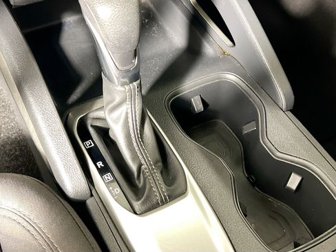 Used 2022 Nissan Frontier SV image 25