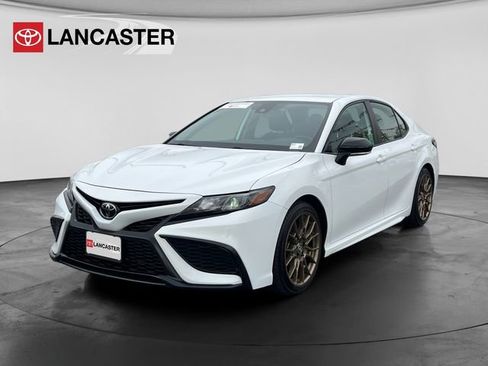 Certified 2023 Toyota Camry SE w/ Convenience Package image 3