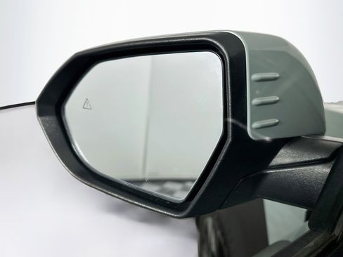 Used 2025 Hyundai Kona SEL FWD image 16