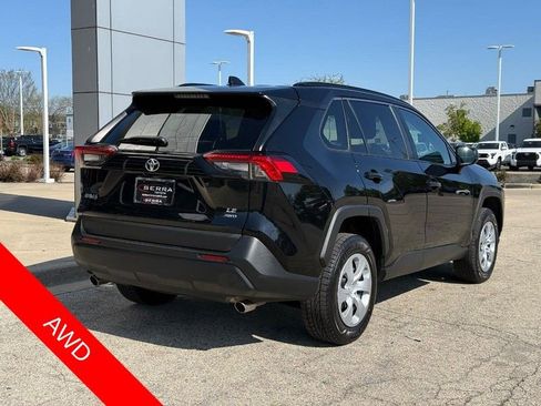 Used 2021 Toyota RAV4 LE w/ Carpet Mat Package (TMS) AWD/4WD image 3