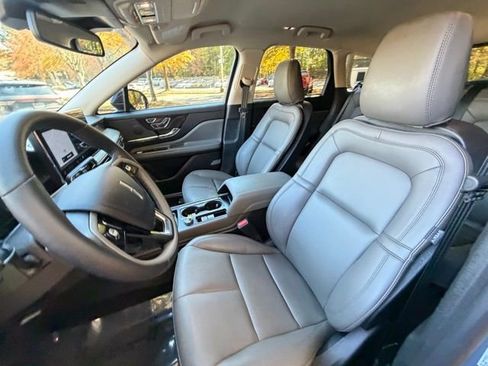 Certified 2024 Lincoln Corsair PREMIERE image 13