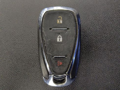 Used 2020 Chevrolet Equinox LT image 32