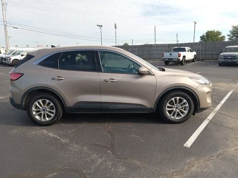 Used 2021 Ford Escape SE w/ Convenience Package image 8