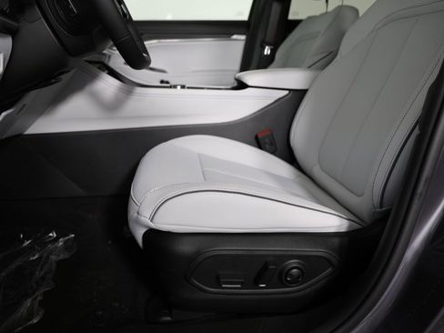 New 2025 Jeep Wagoneer S Limited image 12