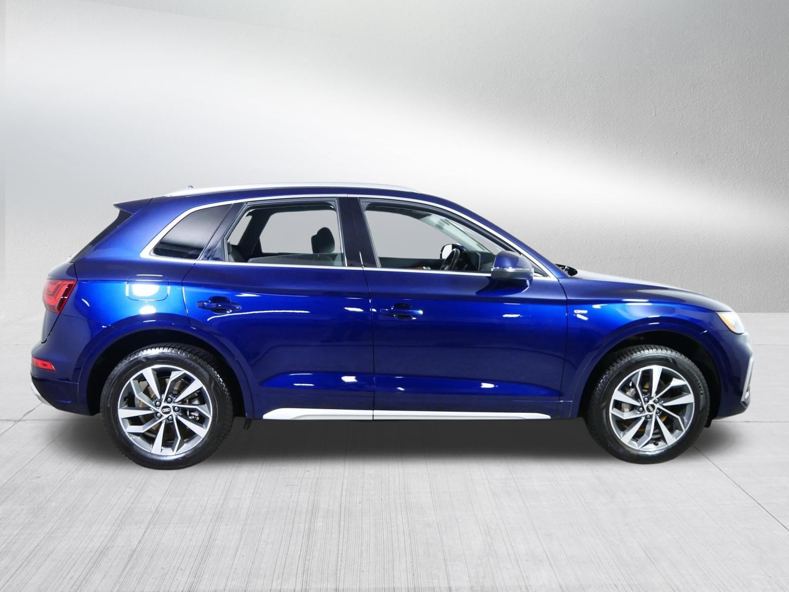 Used 2022 Audi Q5 2.0T Premium Plus w/ Premium Plus Package AWD/4WD image 8
