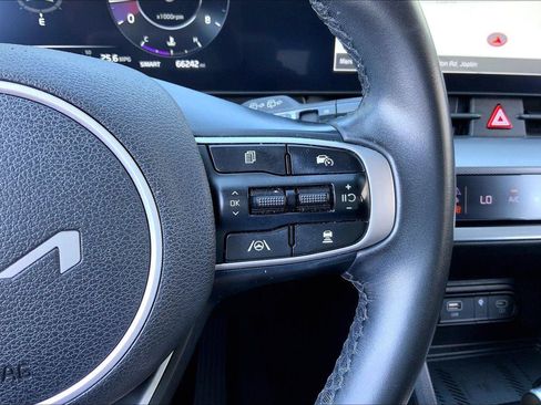 Used 2023 Kia Sportage SX FWD image 17