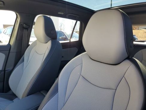 New 2026 Volkswagen Tiguan SE R-Line FWD image 16