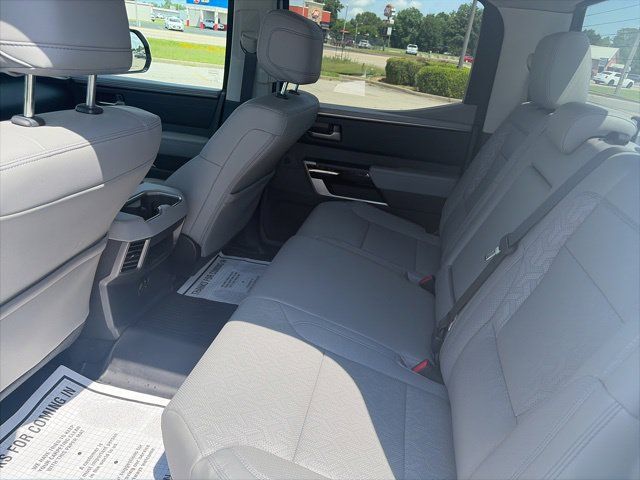 Used 2024 Toyota Tundra Limited AWD/4WD image 11