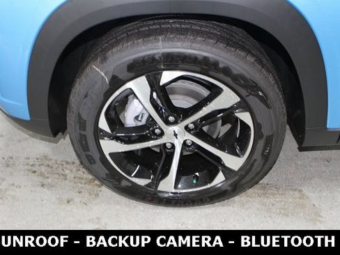 New 2026 Chevrolet Trax RS w/ Sunroof Package image 12