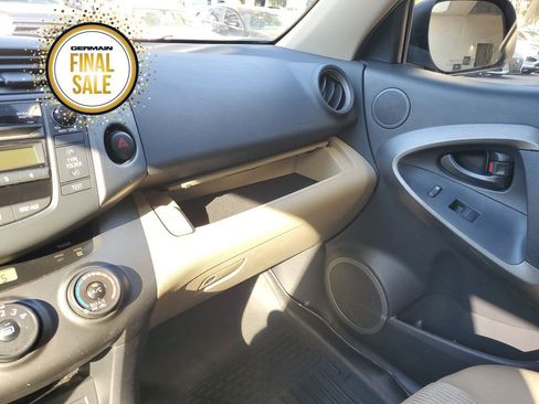 Used 2011 Toyota RAV4 2WD w/ 3rd Row image 31