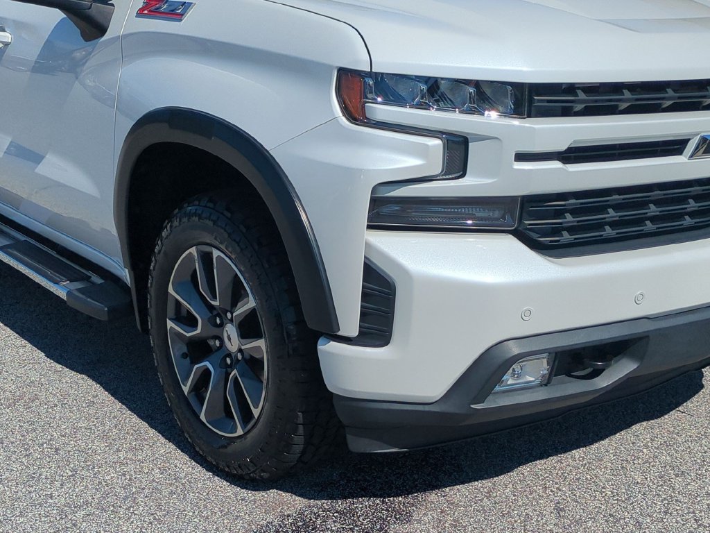 Used 2020 Chevrolet Silverado 1500 RST AWD/4WD image 9