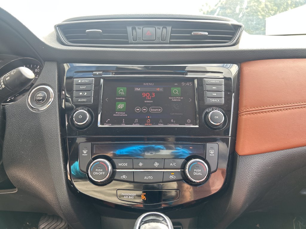 Used 2018 Nissan Rogue SL w/ Premium Package FWD image 17