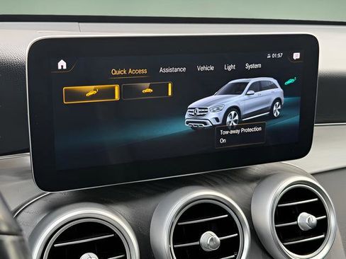 Used 2022 Mercedes-Benz GLC 300 4MATIC image 40