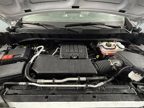 Certified 2025 Chevrolet Silverado 1500 W/T w/ WT Value Package image 32