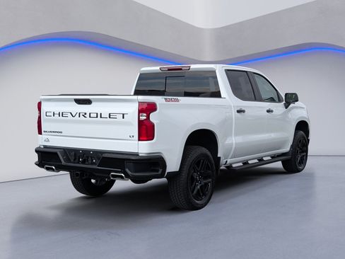 Used 2026 Chevrolet Silverado 1500 LT Trail Boss w/ Convenience Package II AWD/4WD image 9