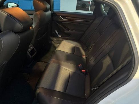 Used 2021 Honda Accord Sport image 14