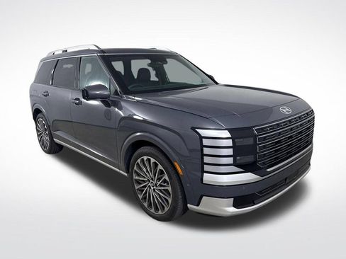 Used 2026 Hyundai Palisade Calligraphy FWD image 1