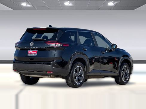 Used 2025 Nissan Rogue SV FWD image 9