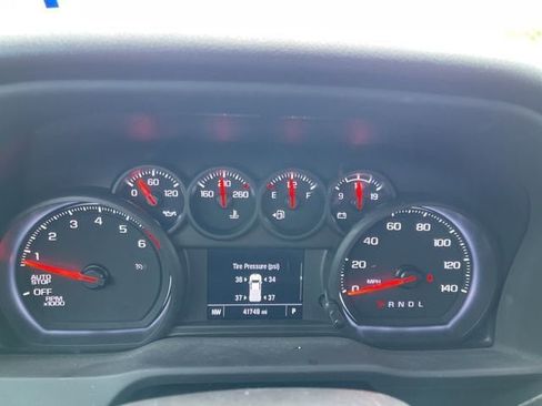 Used 2023 Chevrolet Silverado 1500 Custom image 7