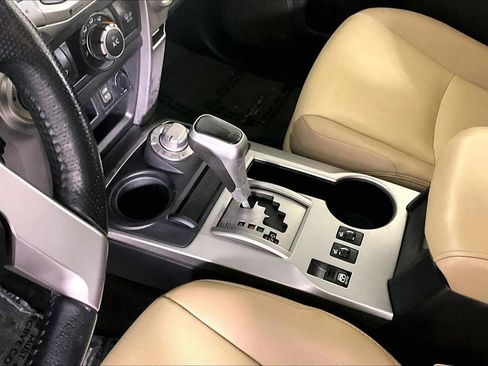 Used 2018 Toyota 4Runner SR5 Premium AWD/4WD image 23