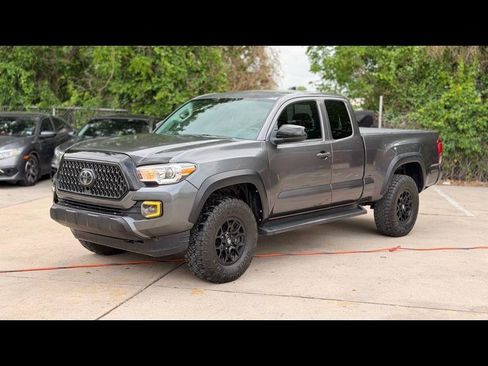 Used 2019 Toyota Tacoma SR w/ SX Package image 1