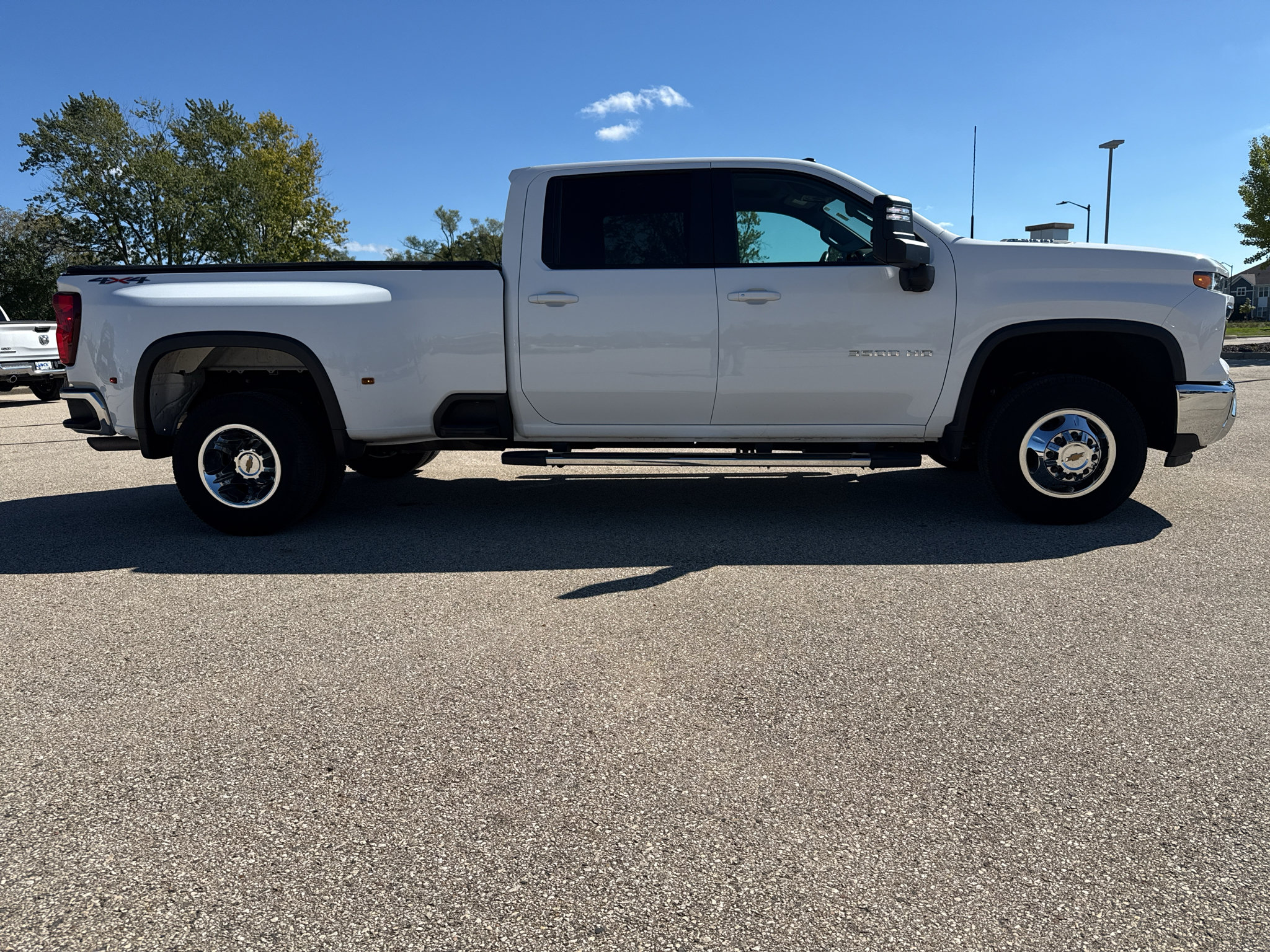 Used 2024 Chevrolet Silverado 3500 LT w/ All Star Edition AWD/4WD image 5