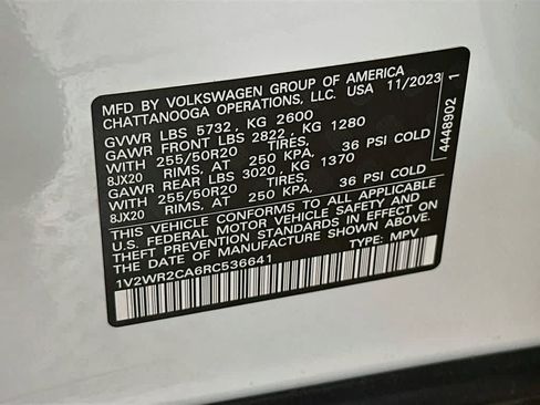 Used 2024 Volkswagen Atlas SE FWD image 22