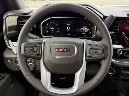 New 2026 GMC Sierra 3500 SLT w/ SLT Premium Package image 26