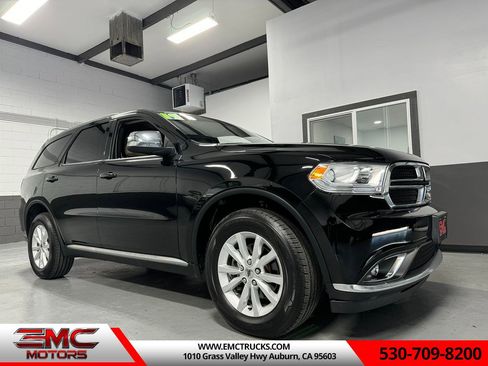 Used 2019 Dodge Durango SXT image 1