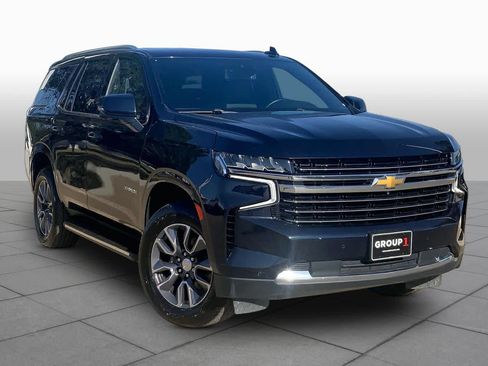 Used 2023 Chevrolet Tahoe LT w/ Luxury Package AWD/4WD image 3